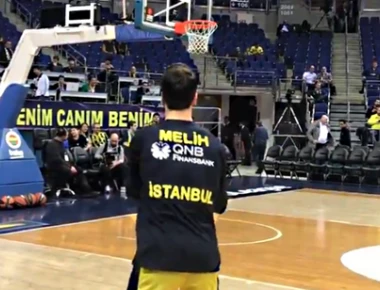 Ο αρχηγός της Φενέρμπαχτσε πέτυχε στο ζέσταμα 60 συνεχόμενα τρίποντα! (βίντεο)